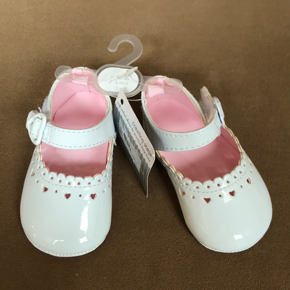 NWT infant girl patent leather white shoes
